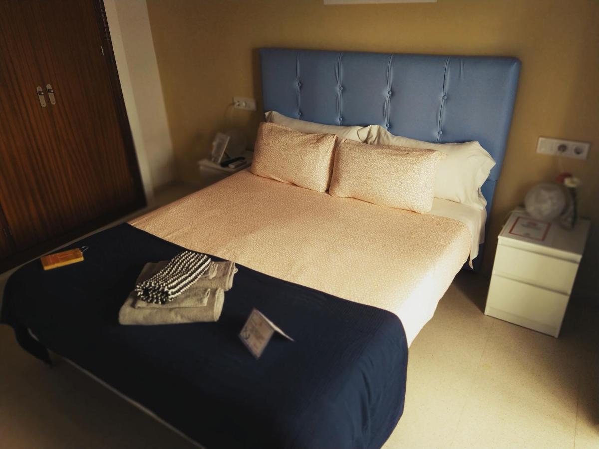 Hostal Casa Nautilus Cadiz Dış mekan fotoğraf