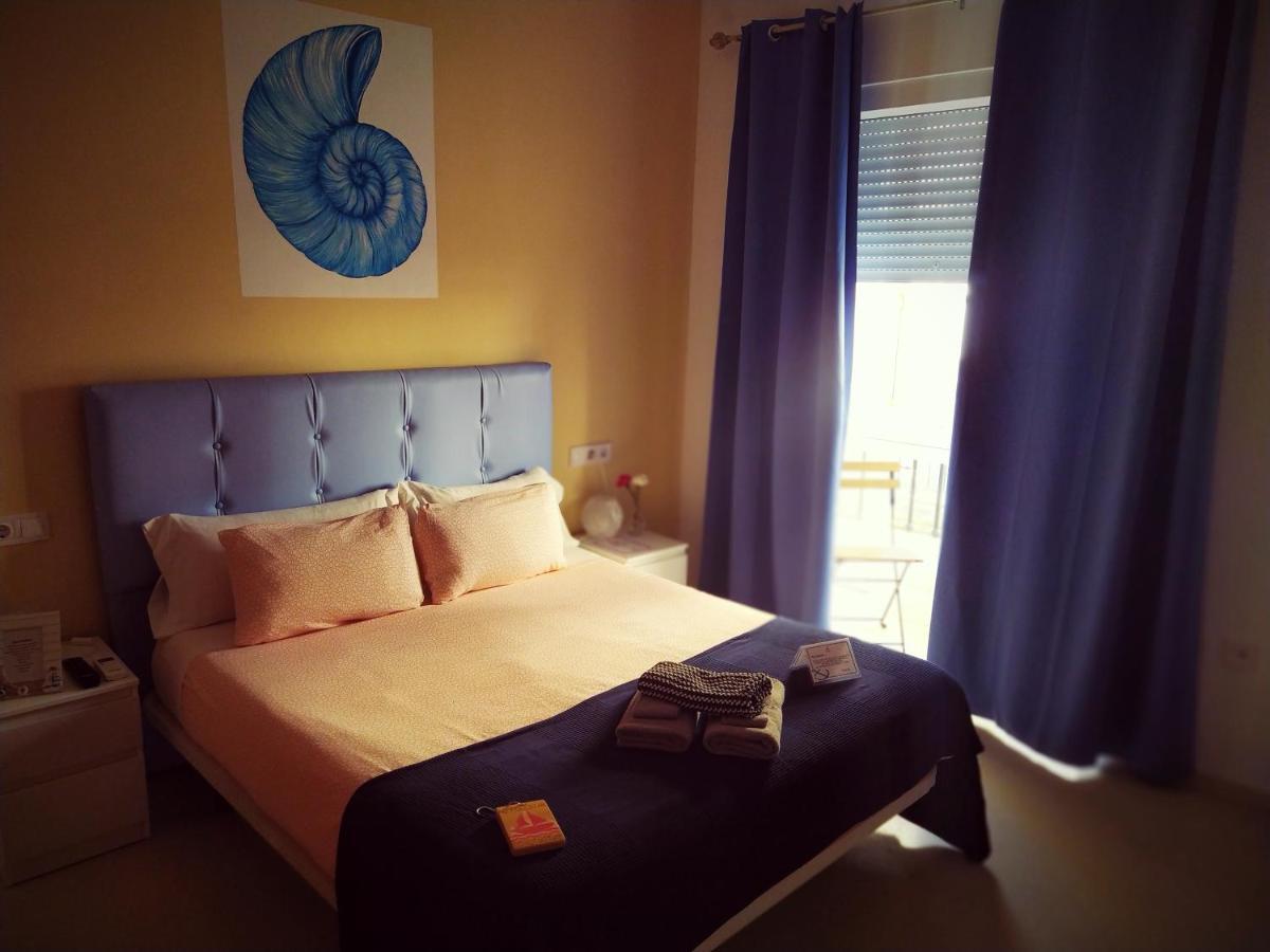 Hostal Casa Nautilus Cadiz Dış mekan fotoğraf